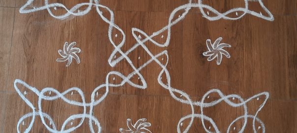 11 dots chikku Kolam || A wheel of sikku  strands