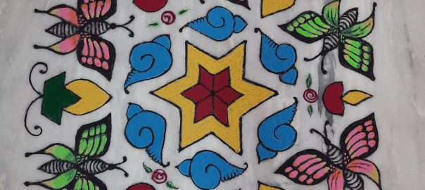 21-11 interlaced dots poo kolam.